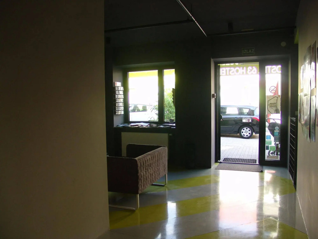 Hostel 63