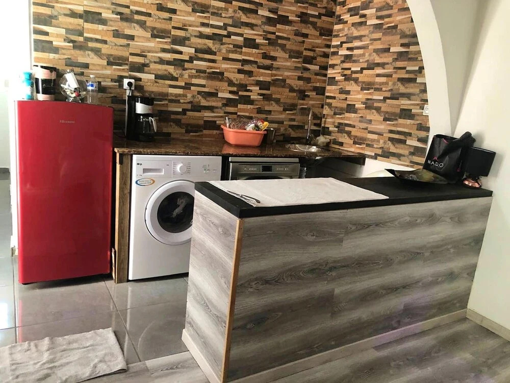 Studio in Saint-Pierre, with Furnished Terrace And Wifi - 20 Km From the Beach