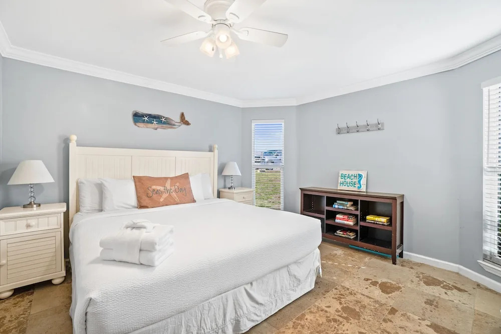Harbur Arms by Panhandle Getaways