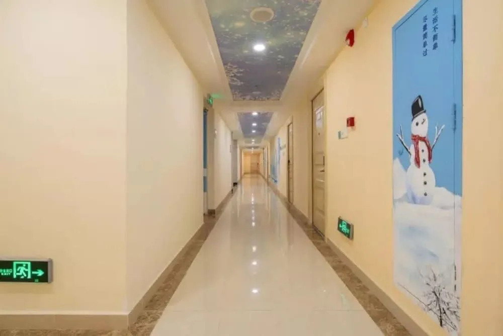 Floral Hotel Frozen Adventure Guangzhou