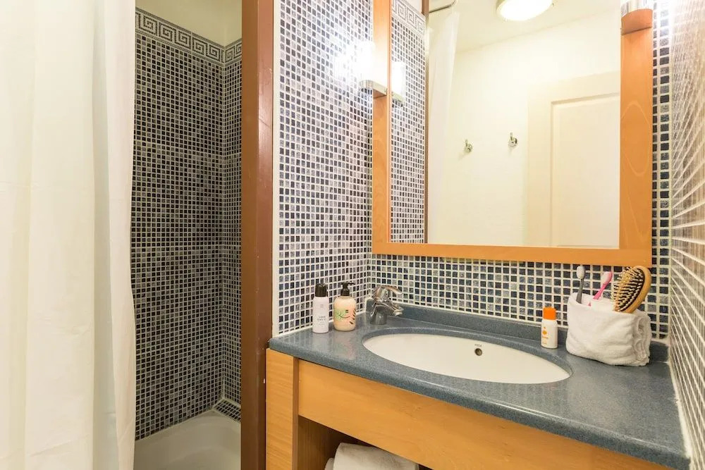 SOWELL RESIDENCES Le Port
