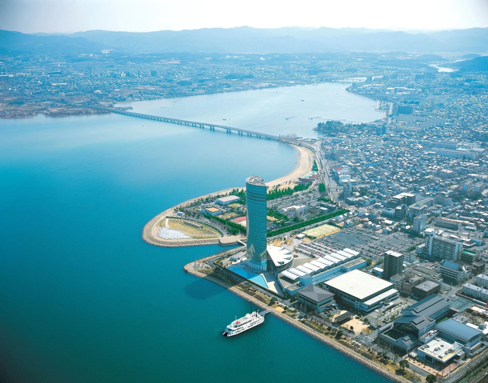 Lake Biwa Otsu Prince Hotel