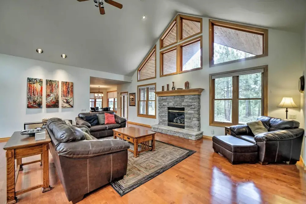 Pagosa Springs Home w/ Patio, Grill & Hot Tub!