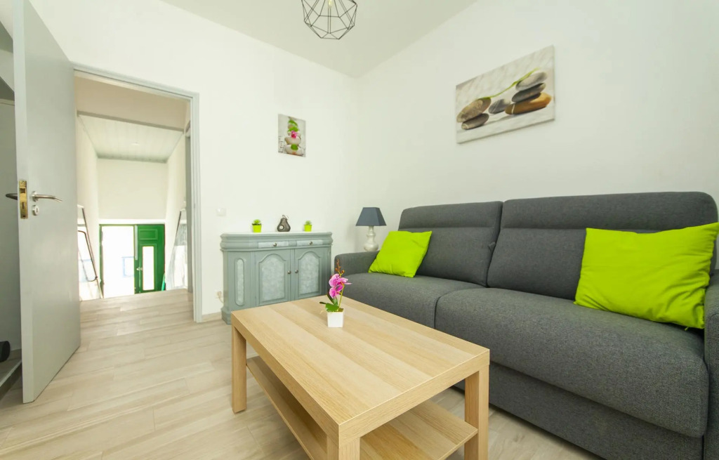 A46 - Oliveira Downtown Apartment