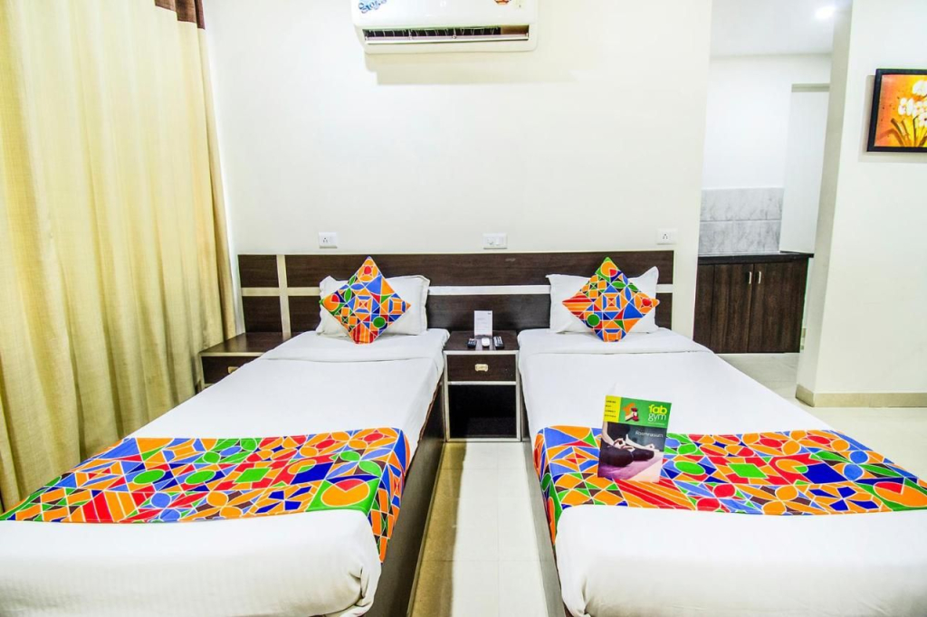 Fabhotel Pride Inn