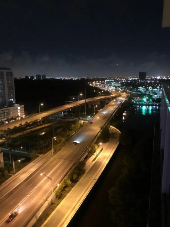 Sunny Isles 2 Bedroom