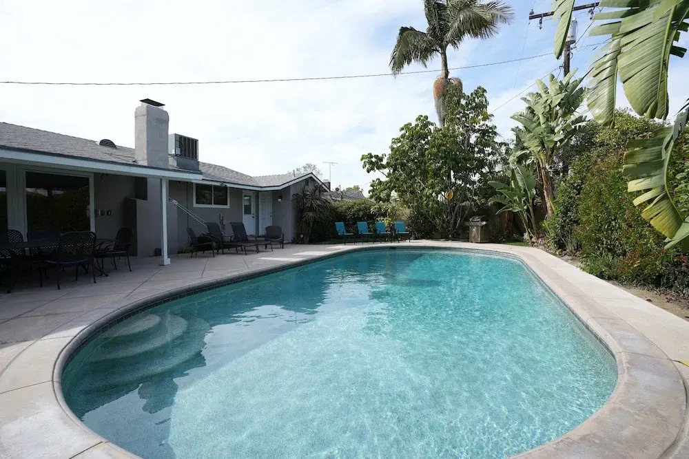5 Bedroom 4 Bath Pool Home Near Disney