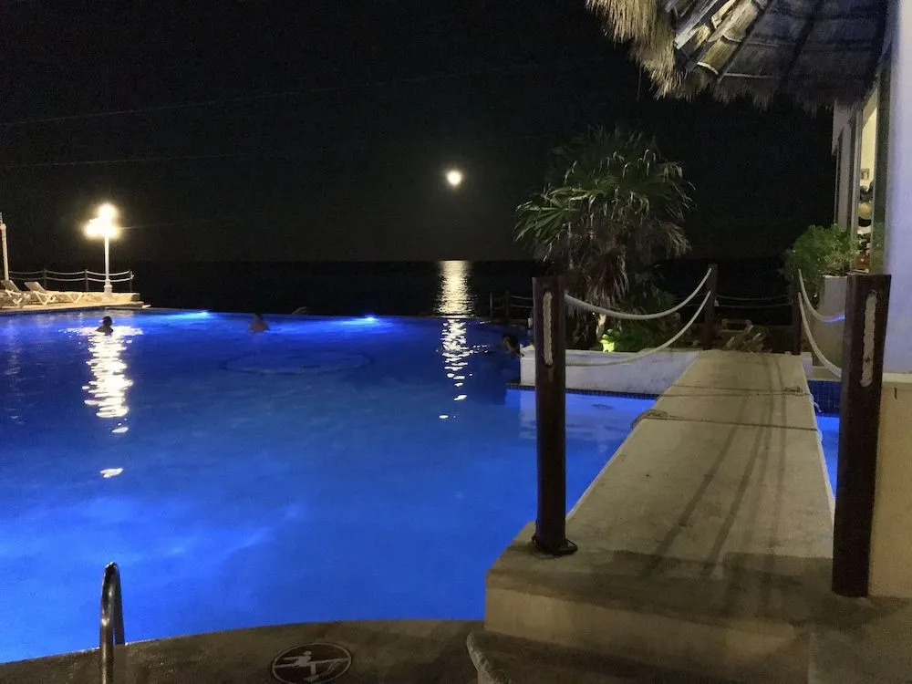 Ocean View Apartments – Delicia
