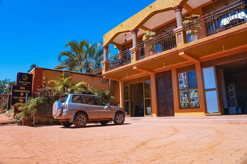 Golden Quest Hotel