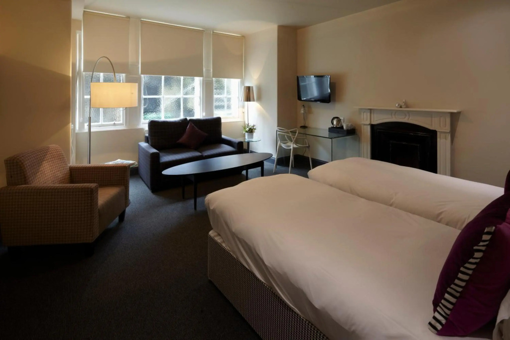 B+B Edinburgh