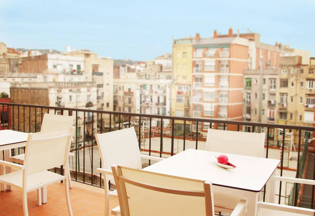 Aspasios Market Balconies