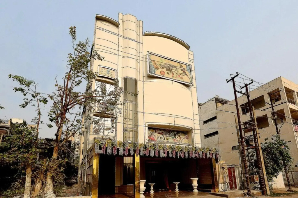 5 Seas Hotel and Banquet