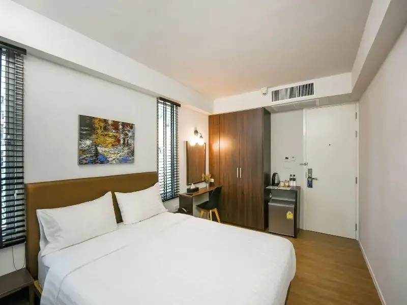 Kitzio House Hotel Huai Kwang