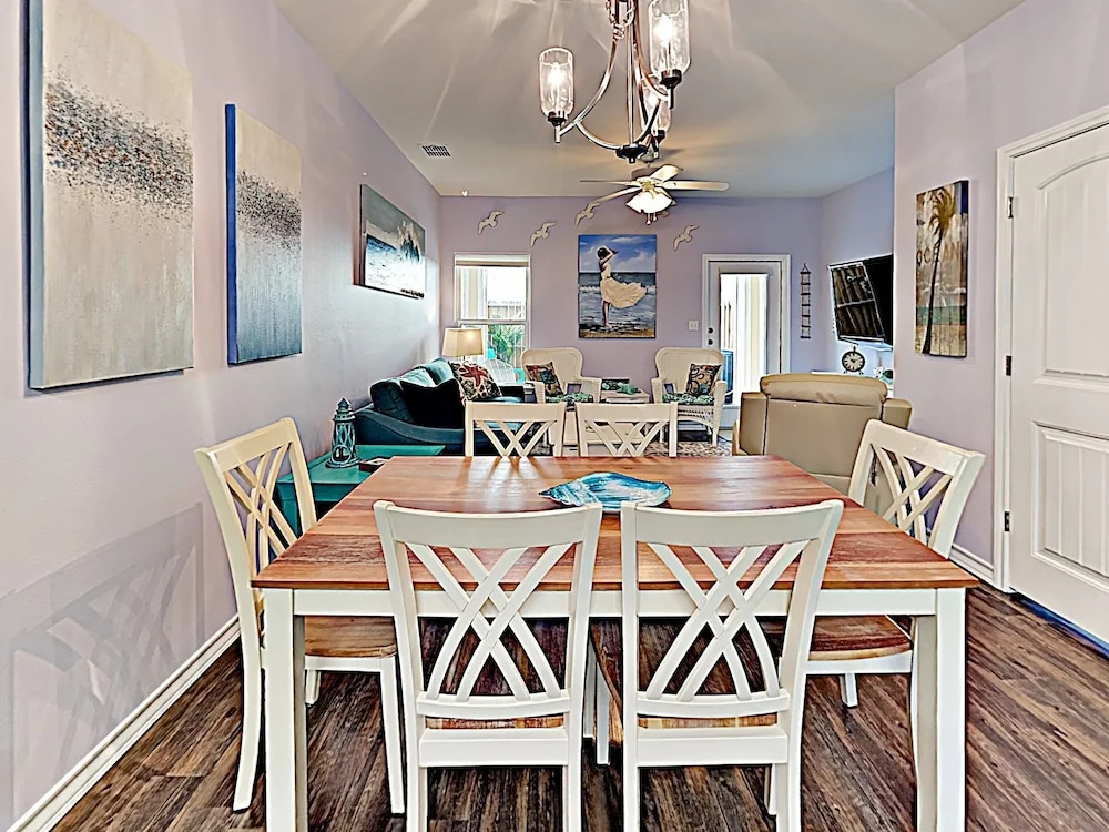 Sandy Retreat - 2 Br Condo