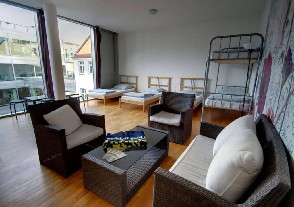 Heart of Gold Hostel & Capsules Berlin