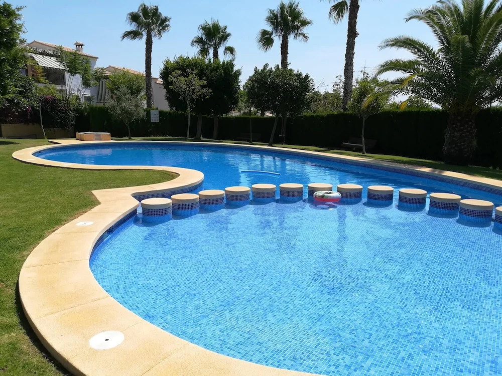 House With 3 Bedrooms in La Nucia, With Wonderful sea View, Pool Acces