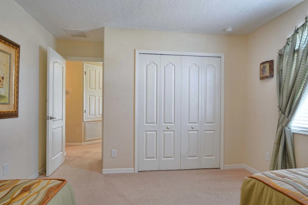The Shire 4 Bedroom House w Pool - 4704TS