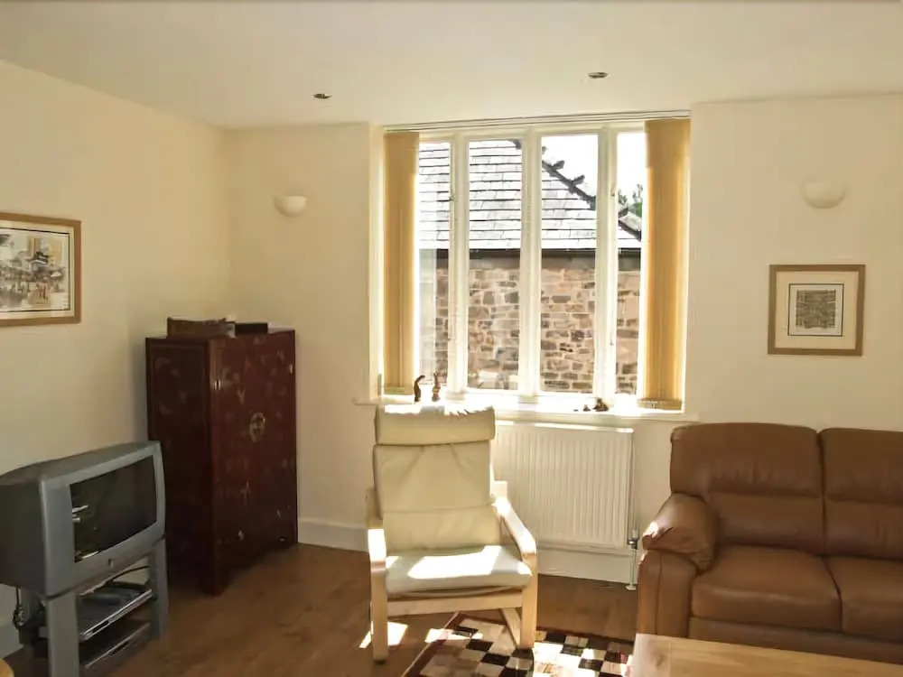 3 Coach House Mews