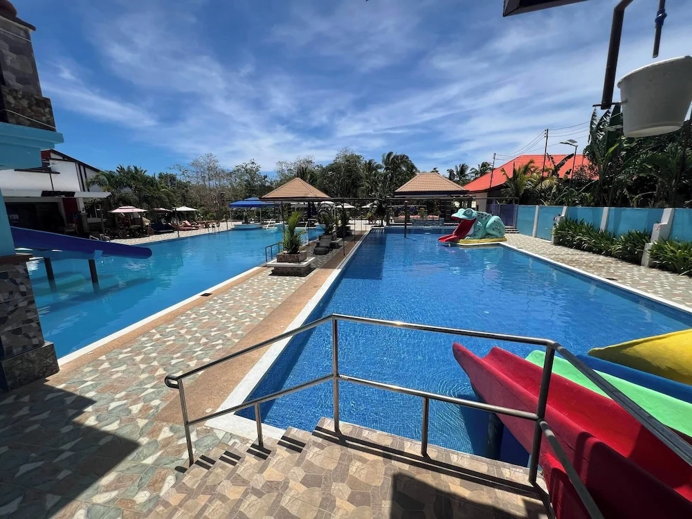 PMG Islandscape Resort