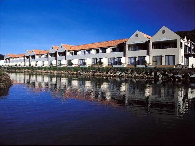 Apartments On The Waterfront