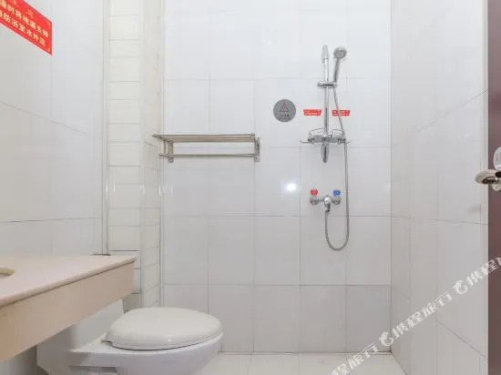 Huaiyang Business Hotel