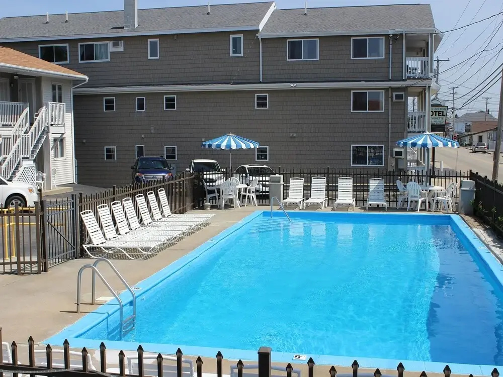 Beau Rivage Motel