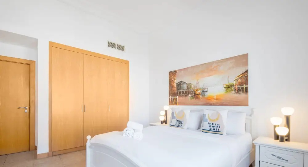 LUX The Shoreline Penthouse Suite