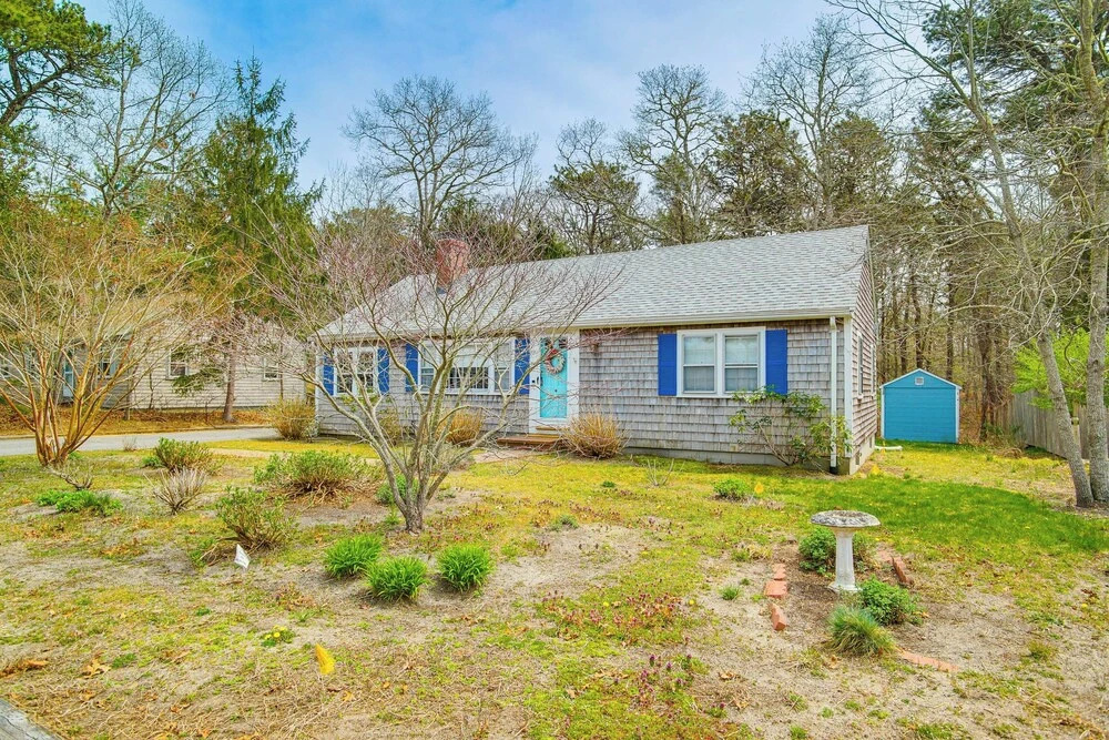 South Dennis Vacation Rental ~ 5 Mi to Beach!