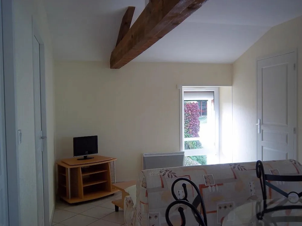 Apartment With 2 Bedrooms in L'aiguillon-sur-vie, With Furnished Terrace and Wifi - 10 km From the Beach