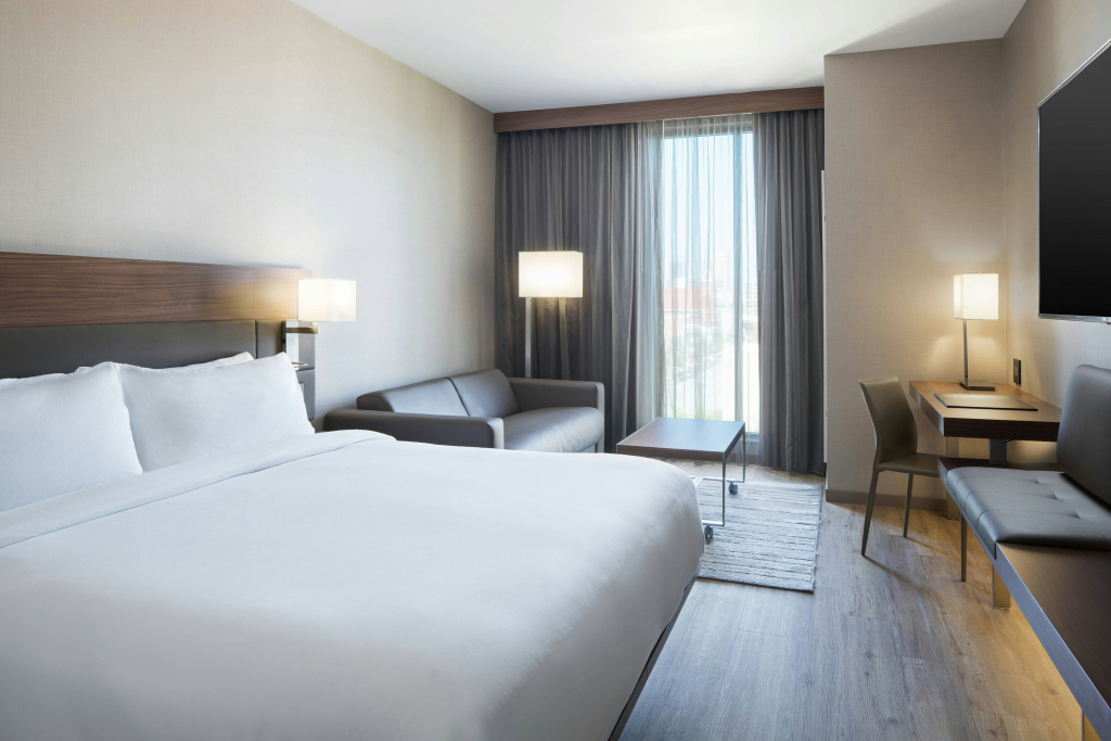 AC Hotel Louisville Downtown