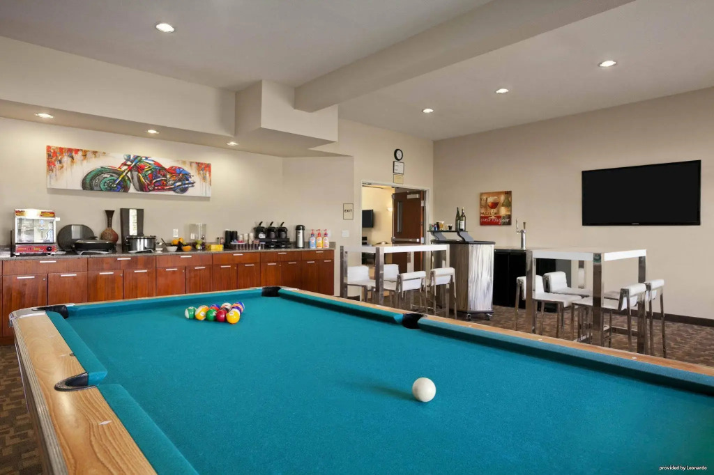 Best Western PLUS Peppertree Inn at Omak