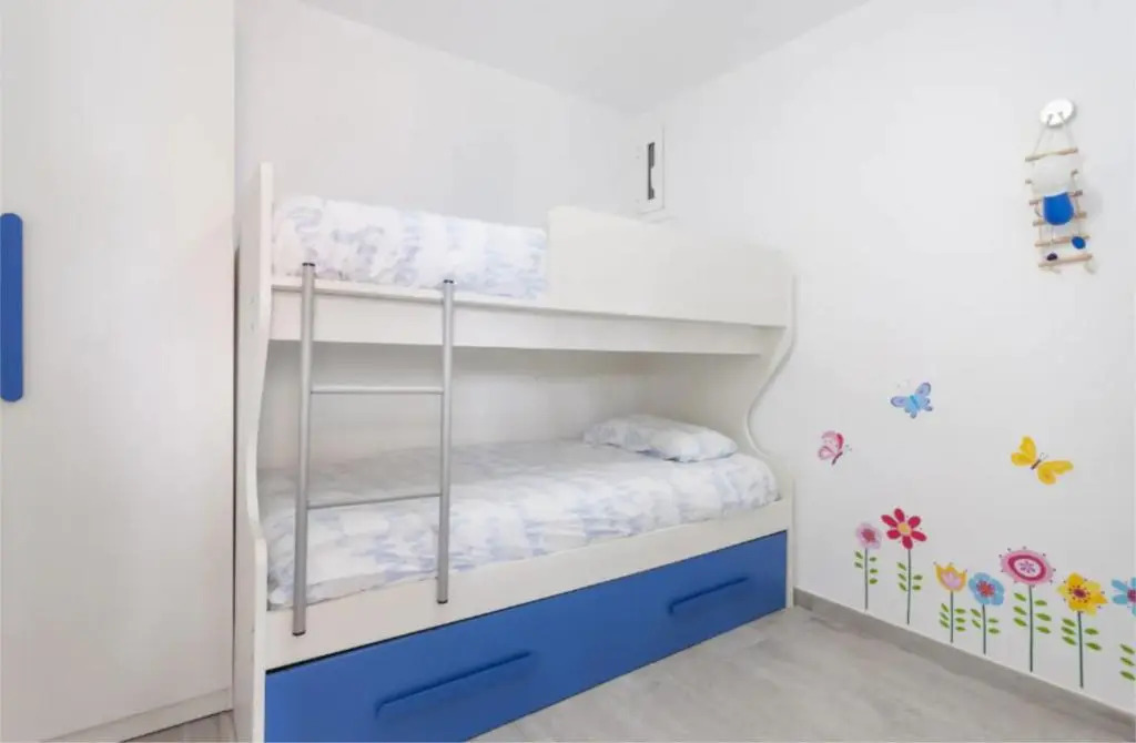 White Sea by Seasidehomes