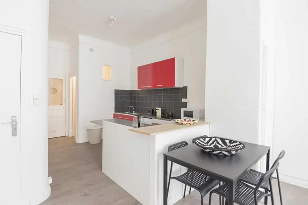 Superb bright and spacious apt in Marseille