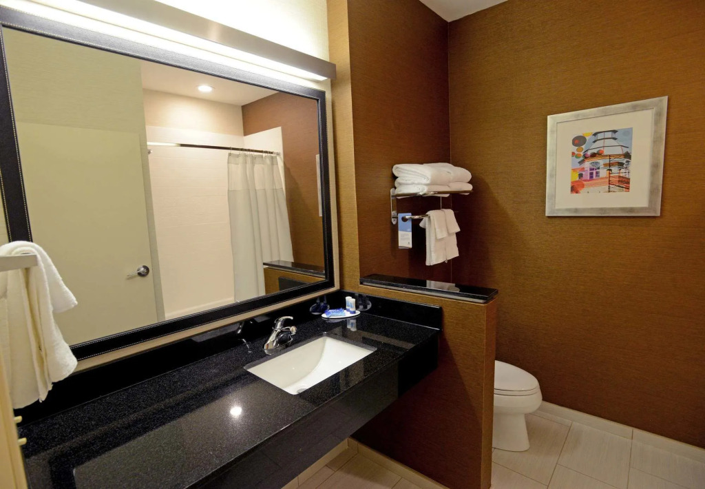 Fairfield Inn & Suites by Marriott Bowling Green