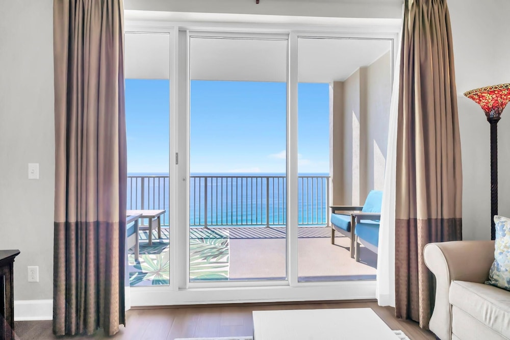 Ocean Reef 2203