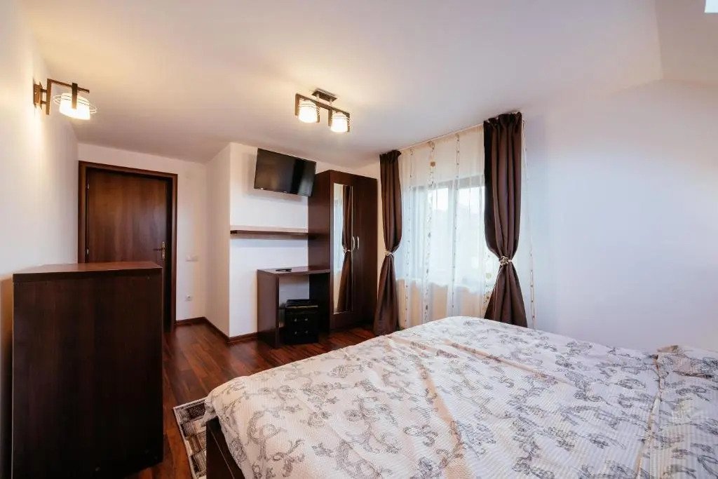 Serban Cottage