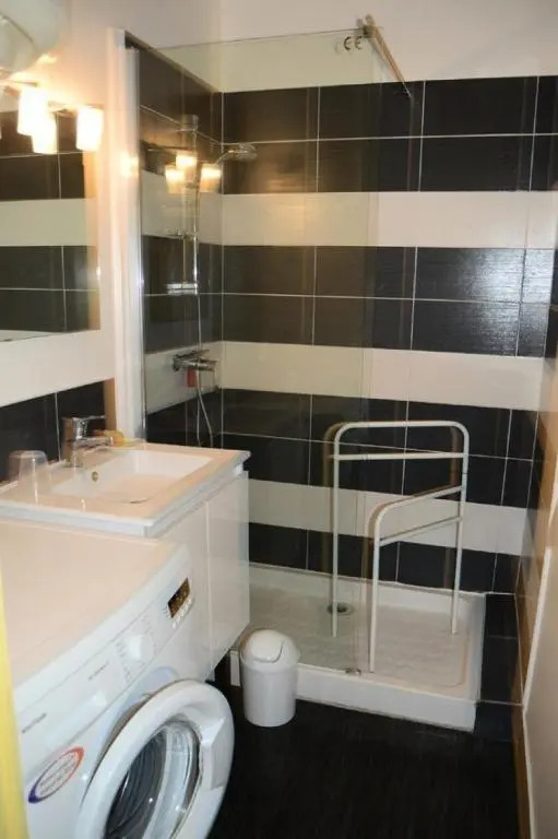 Résidence LA GRIFOULLIÈRE - Maisons & Villas pour 6 Personnes 74