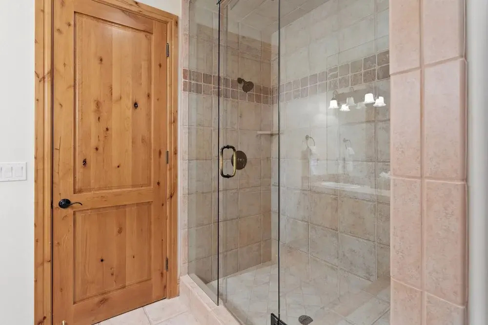 Bellemont Home at Deer Valley Resort - 6 Bedroom Home with Hot Tub #8 6 Home