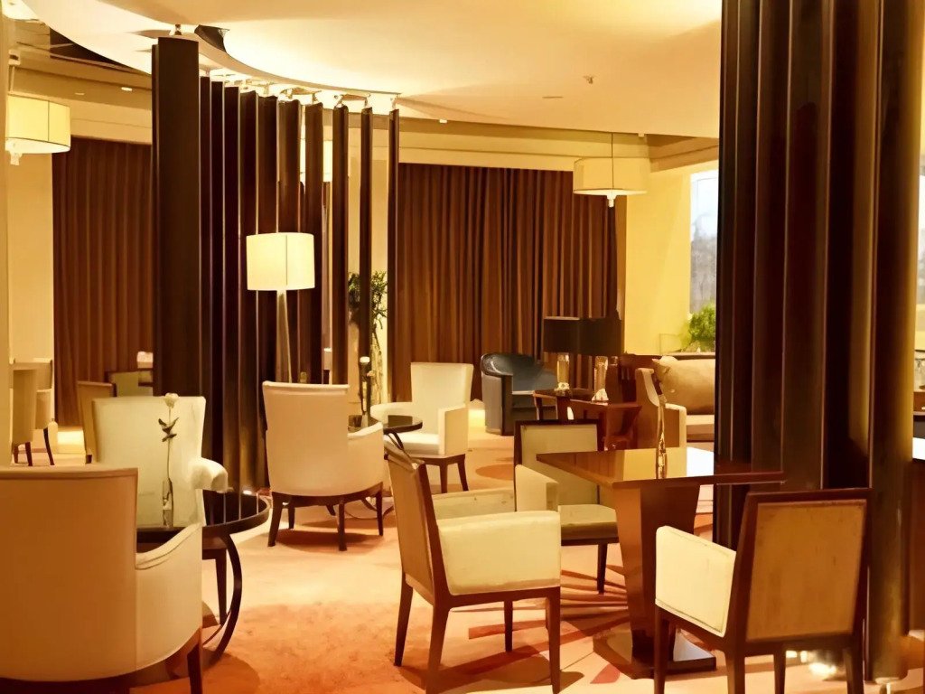 Ningbo East Harbour Hotel