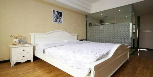 Romantic West Street Hotel Guilin North Station Branch