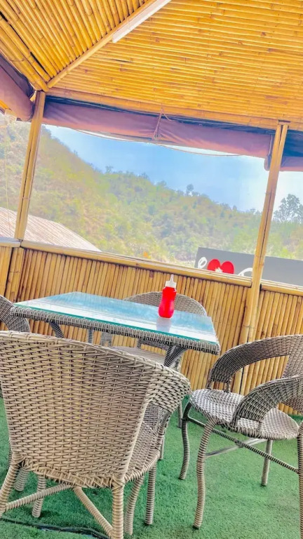 Bambooz Bel cottage and camps Kasauli