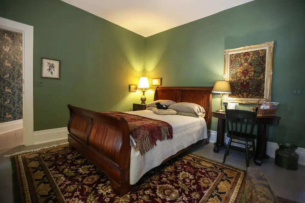 Black Sheep Inn