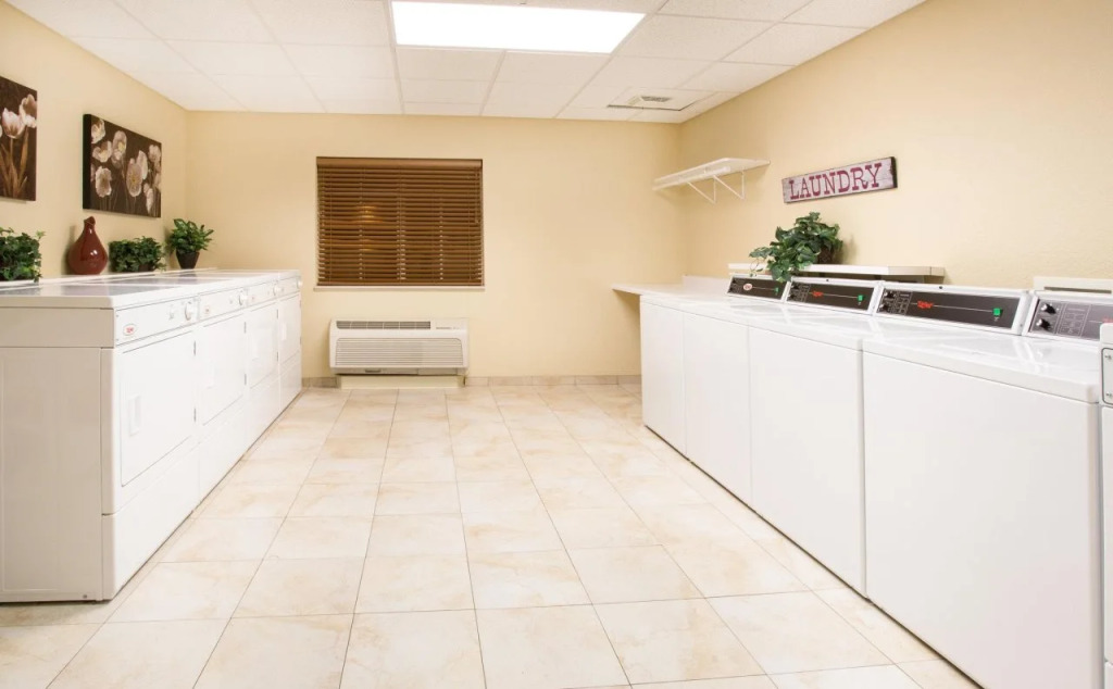 Candlewood Suites Kenosha - Pleasant Prairie by IHG