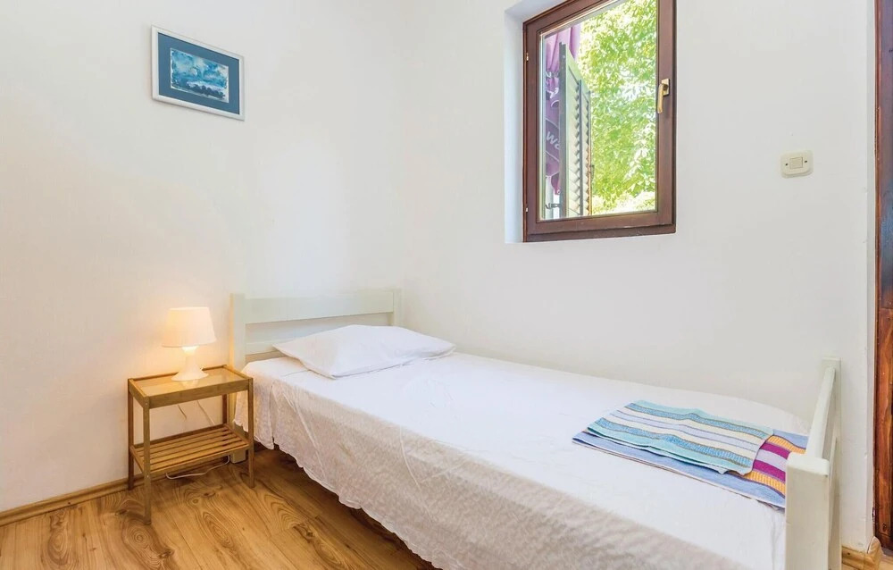 Amazing Apartment in Pinezici With 2 Bedrooms and Wifi