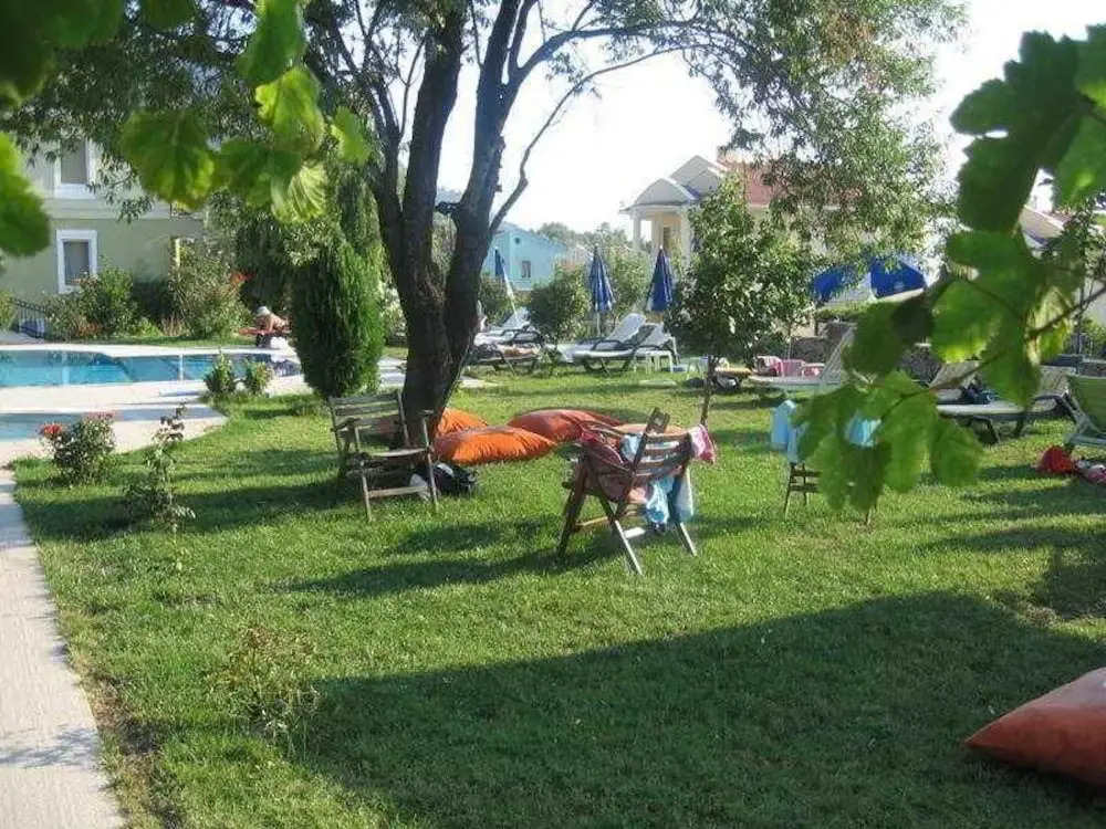 Halcyon Days Hotel