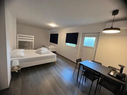 Lemonwood House