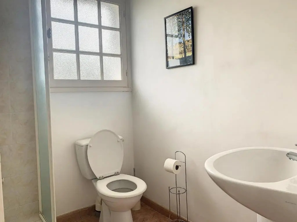 Villa 5 pièces avec jardin, à 400m de la plage et 600m des commerces, wifi et barbecue inclus - FR-1-361-20