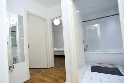 Gorgeous 2 Bathroom Woolwich
