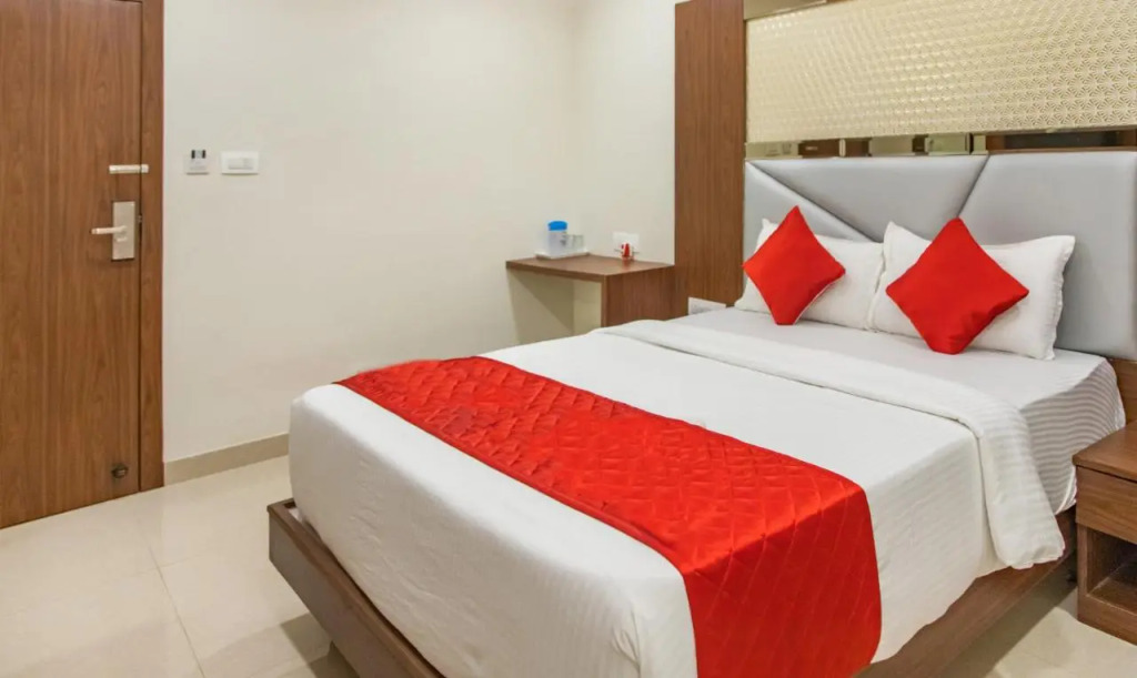 Hotel Hometown Near US Embassy BKC