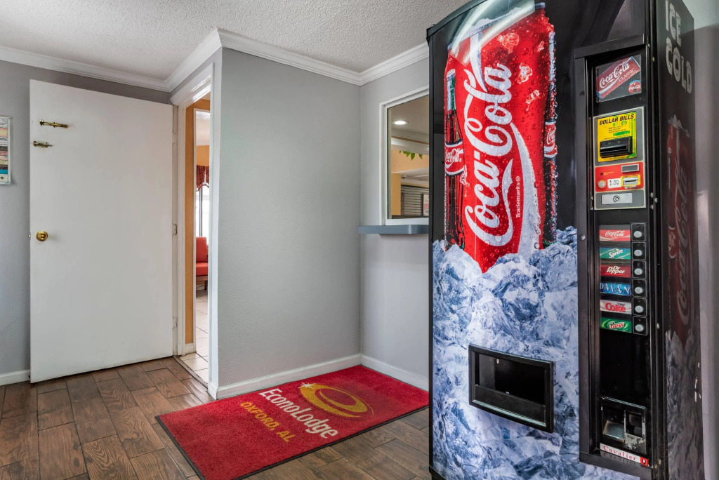 Econo Lodge Oxford near Choccolocco Park